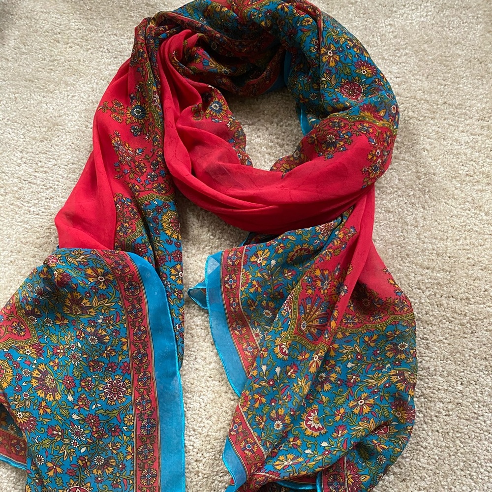 Dupatta scarf red with turquoise accents